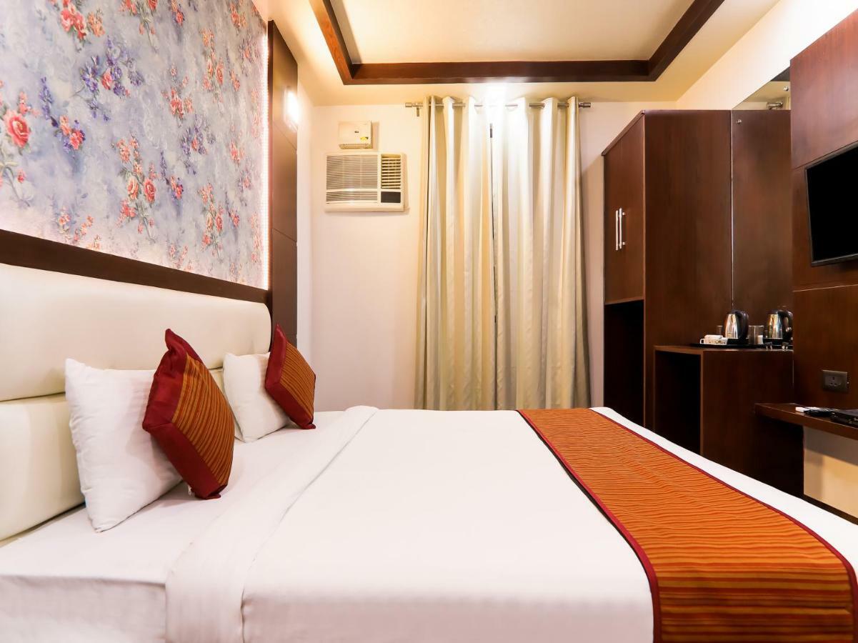 Hotel Grand Sparrow Inn Агра Экстерьер фото