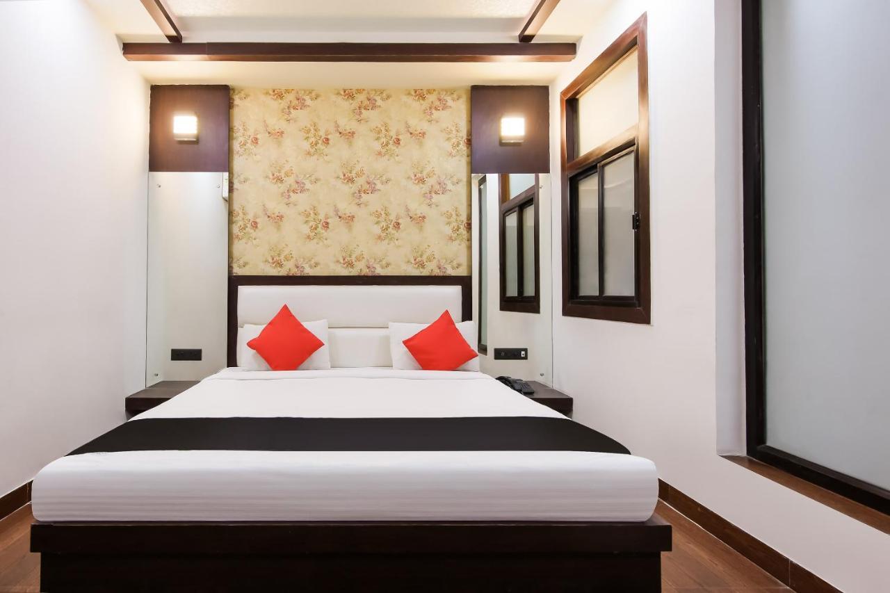 Hotel Grand Sparrow Inn Агра Экстерьер фото